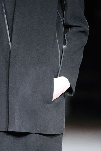 Look 37